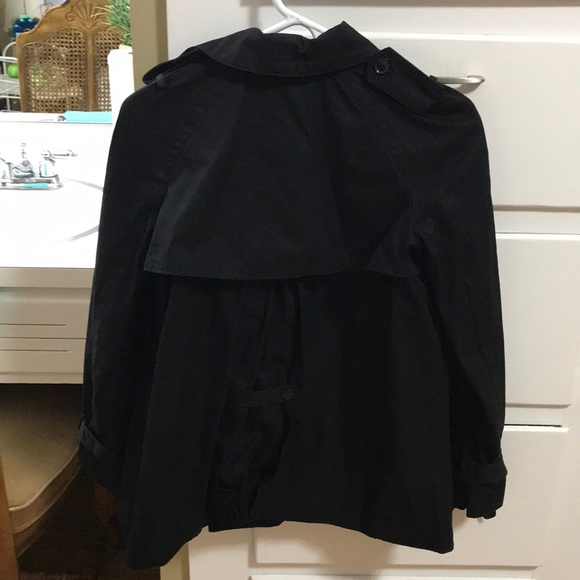 Banana Republic Short Trench. Size: xs Color: Black - Picture 2 of 3